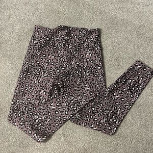 Cheetah print leggings